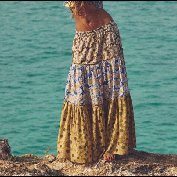 Zara Two Piece Boho Set | Twist Crop Top & Maxi Skirt | M/S - Picture 7 of 10